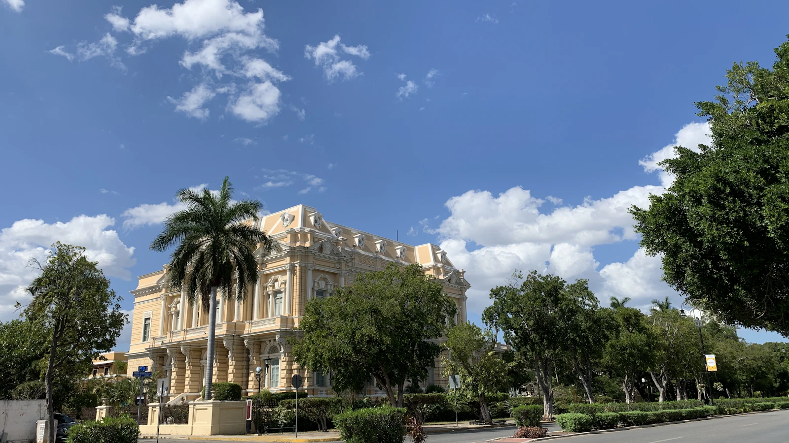 Dental Work in Mérida